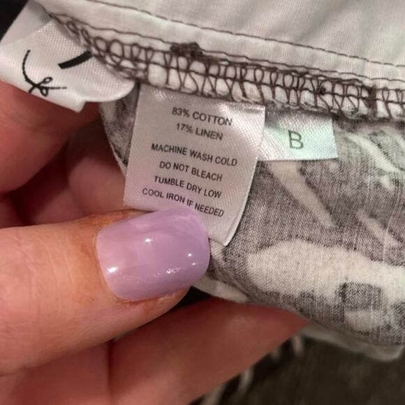 Ann Taylor LOFT Chino Shorts Mid Rise Animal Print Cotton Linen Brown Size 8 - Picture 5 of 7